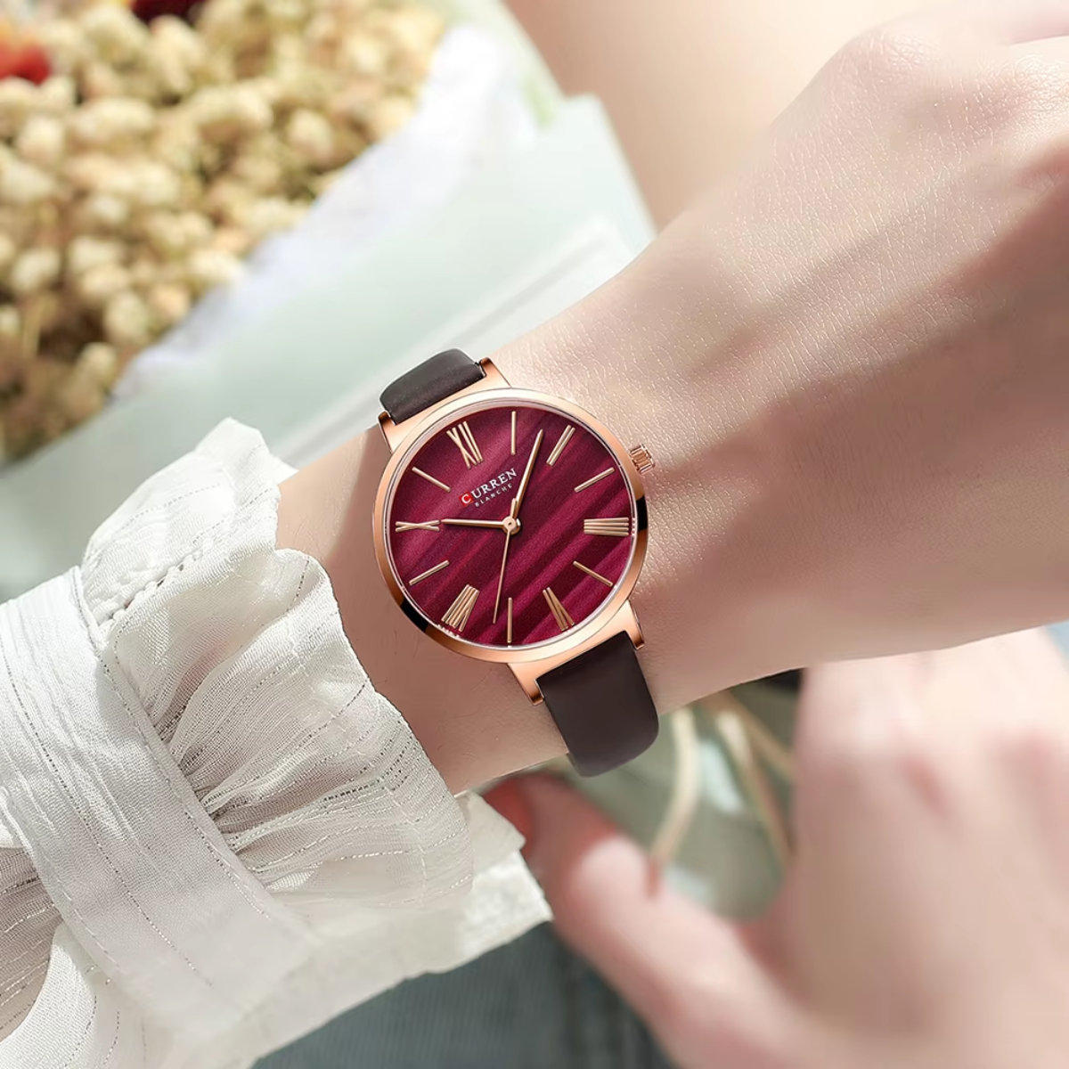 Relógio Feminino Pulseira de Couro Vermelho - Curren 9076