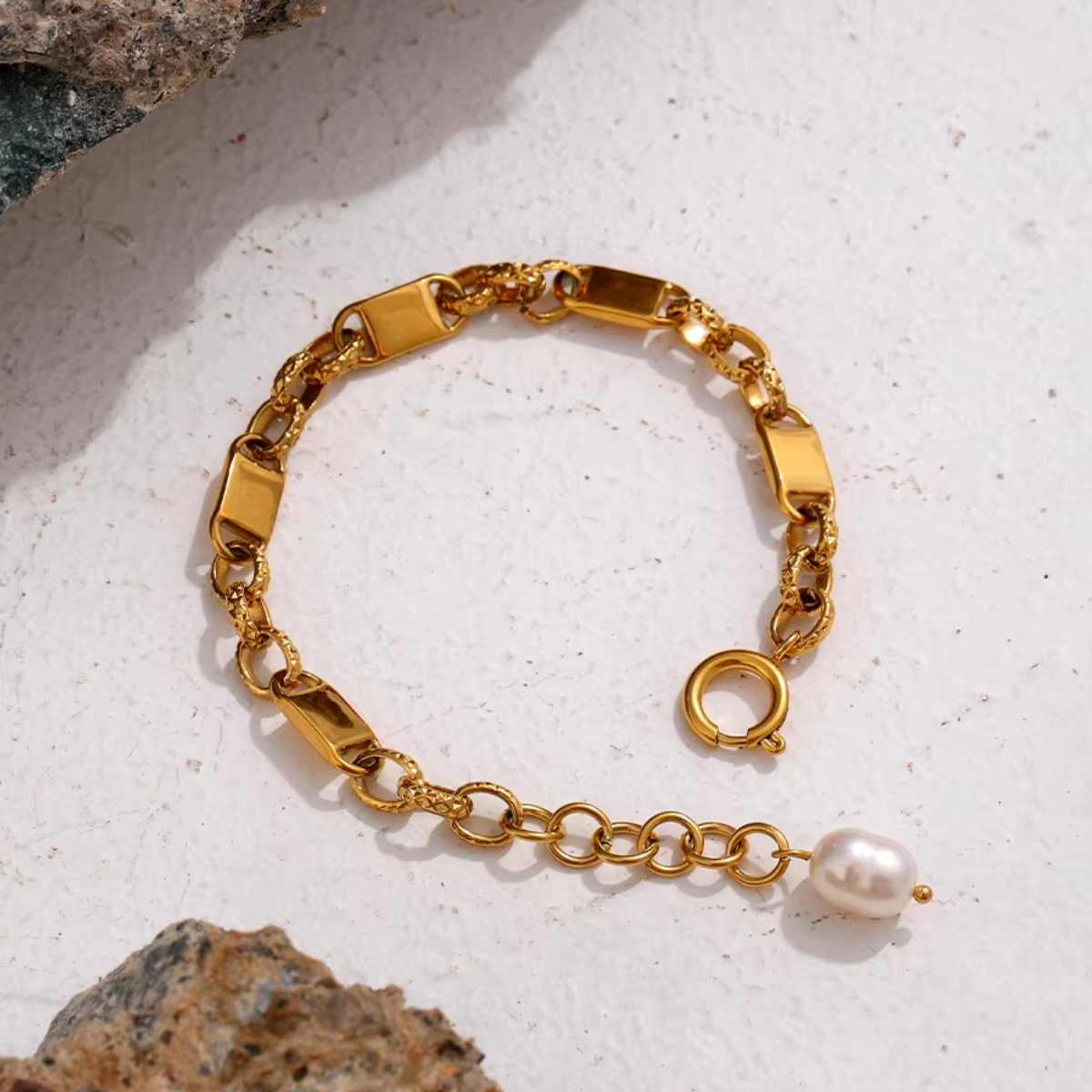 Pulseira Feminina Barham de Aço Banhado à Ouro 18k